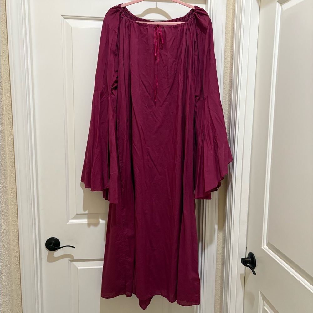 HolyClothing Angeline Maxi Chemise Limited Deadly Nightshade